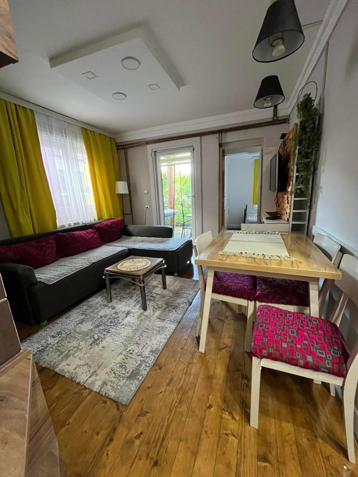 Garmani Apartment Vrnjacka Banja Ngoại thất bức ảnh