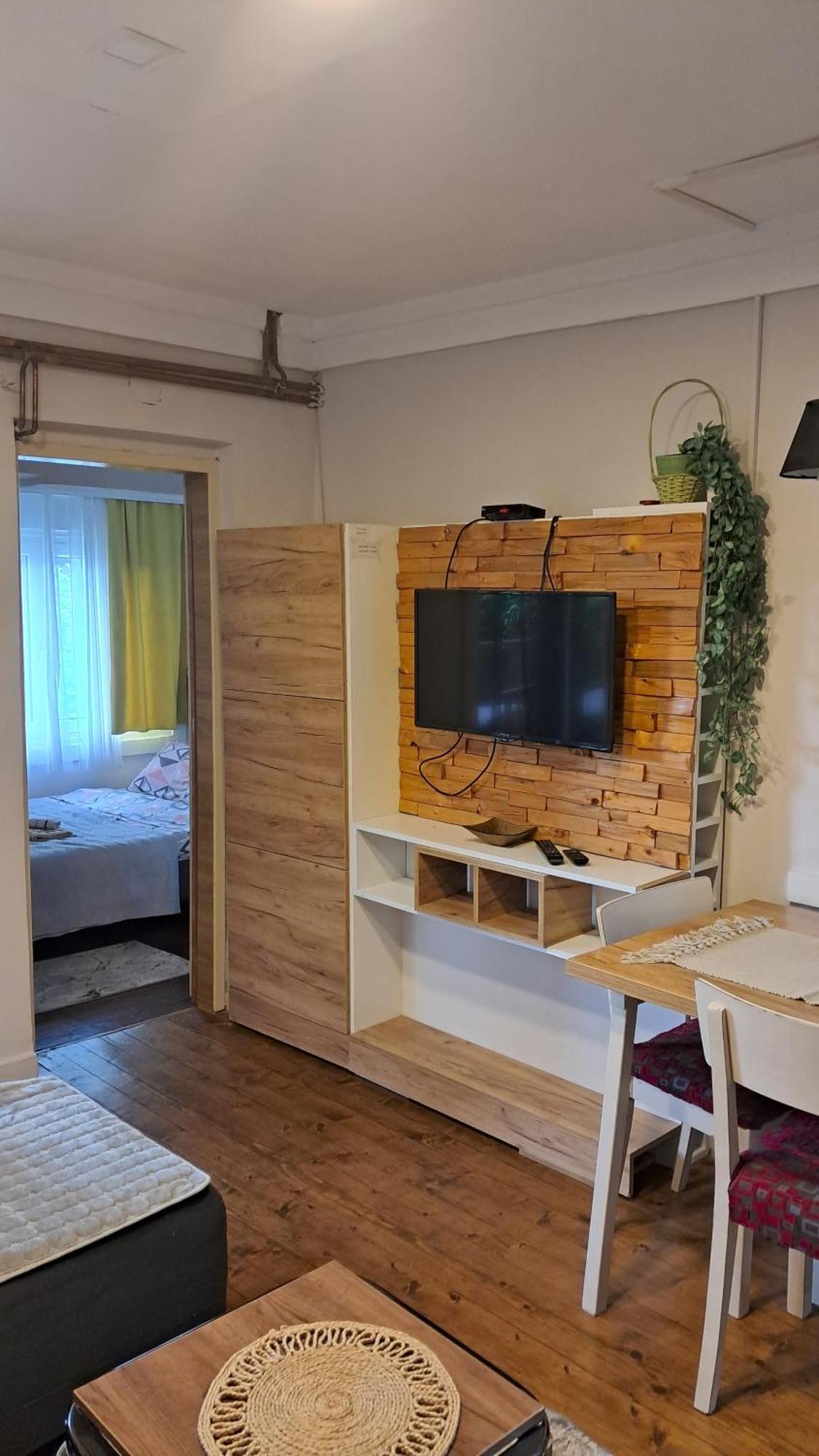 Garmani Apartment Vrnjacka Banja Ngoại thất bức ảnh
